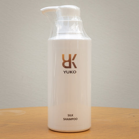 シルクシャンプー Silk Shampoo
